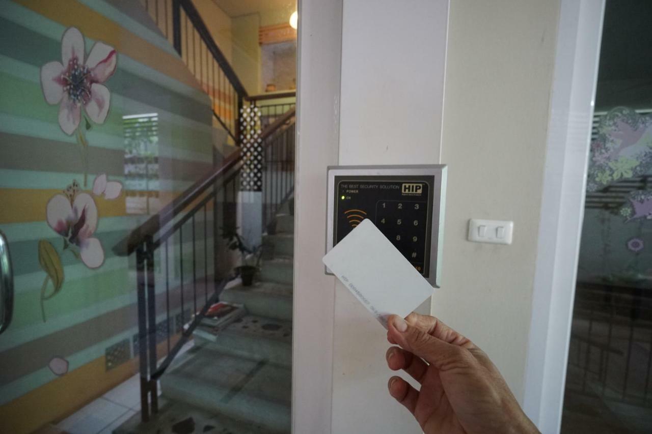 Appartement Baan Malee à Phuket Extérieur photo